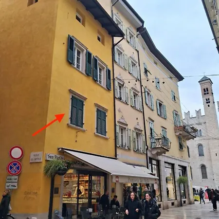 Vicolo Al Duomo Apartment *