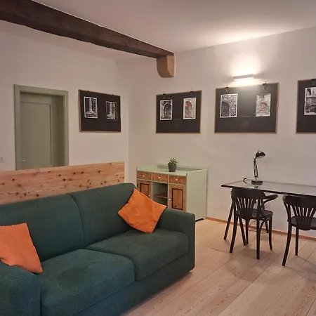 Vicolo Al Duomo Apartment *