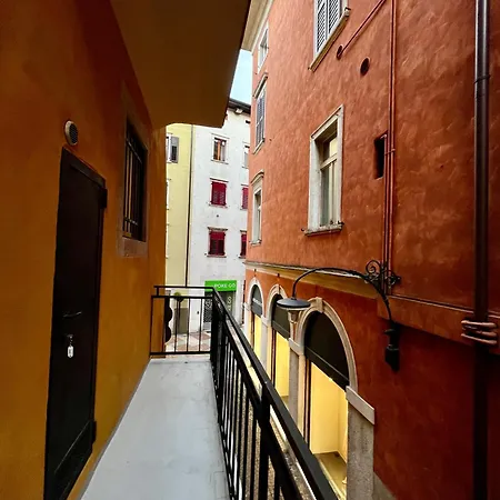 Apartment Vicolo Al Duomo *